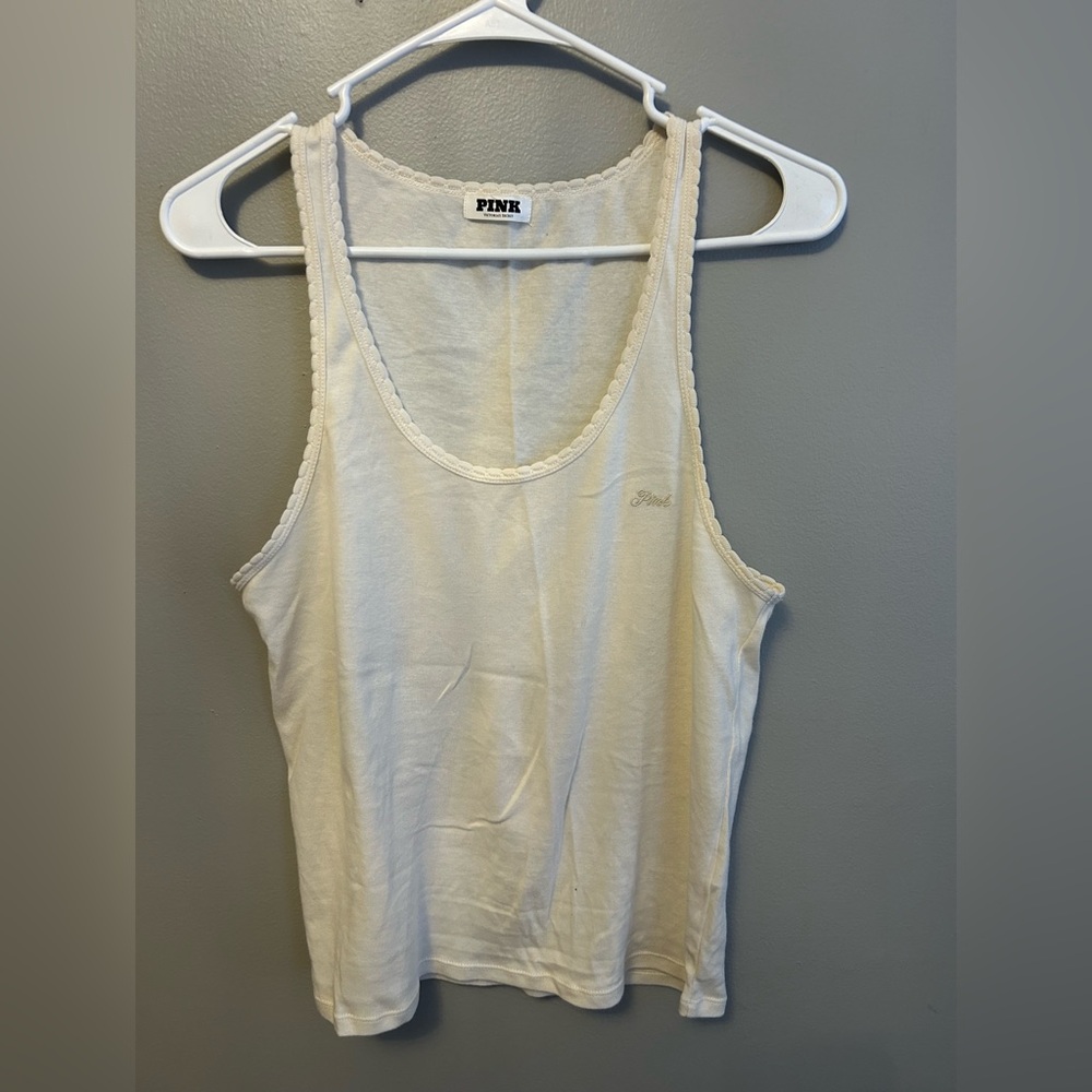 PINK Victoria's Secret Women's Ivory Tank Top